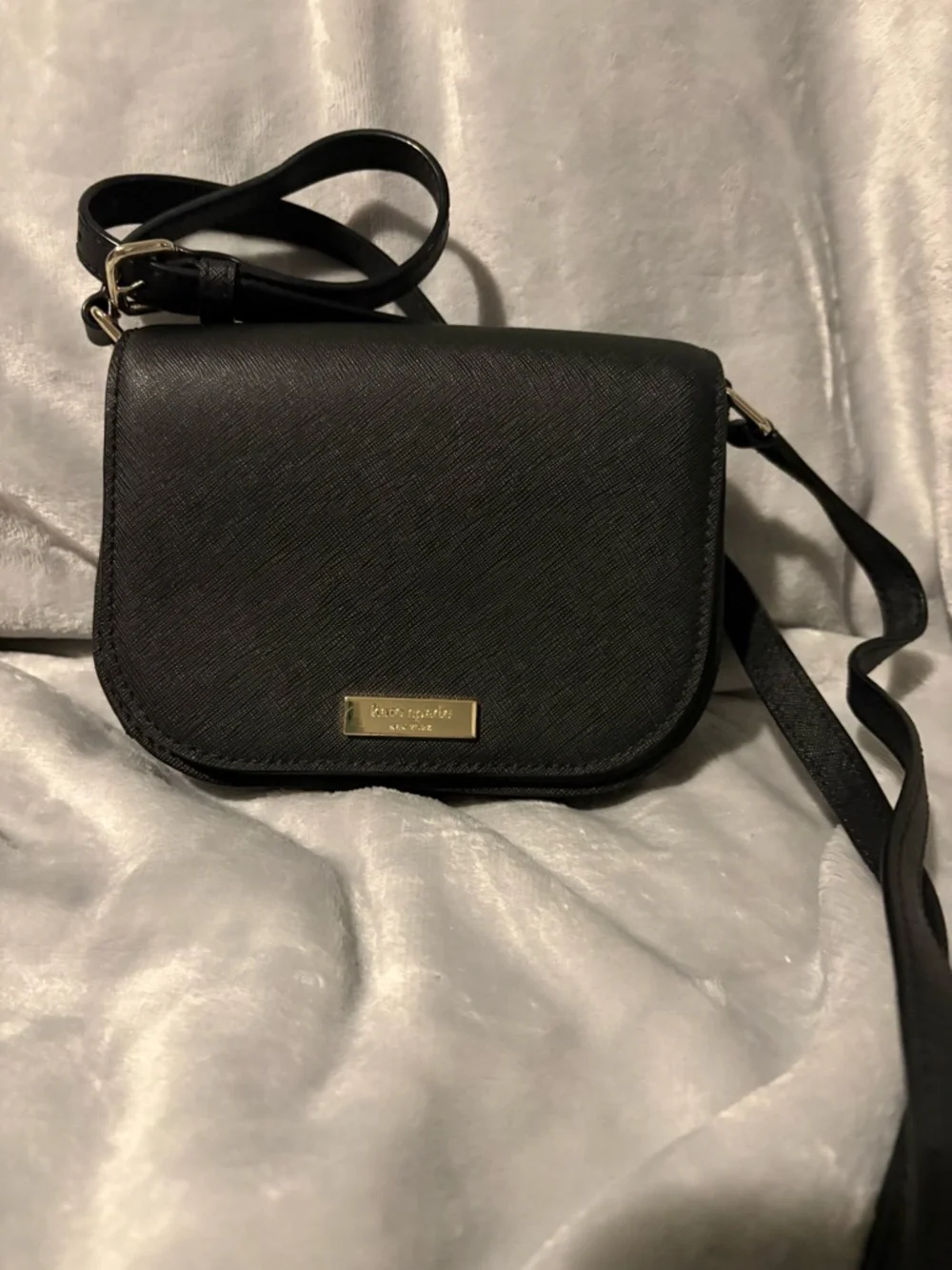 Kate Spade Laurel Way Carsen Crossbody Bag - Saffiano Leather - Picture 2 of 4